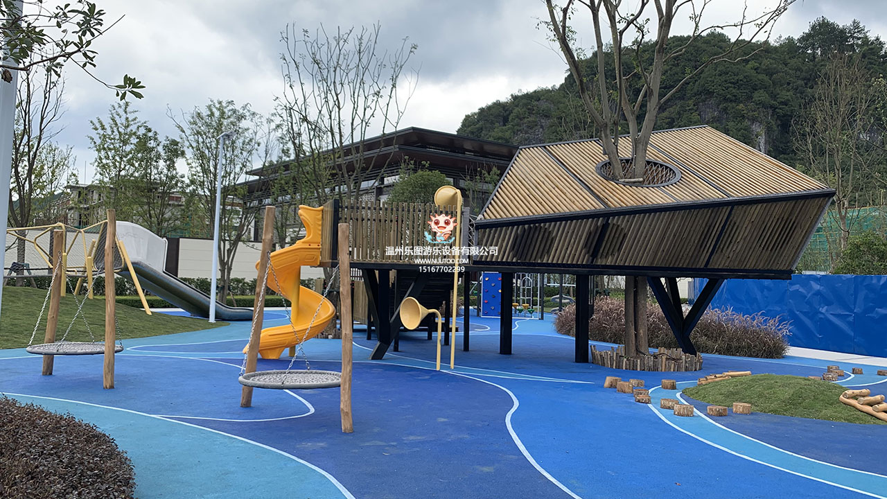 貴州融創(chuàng)九宸府樹屋兒童游樂場